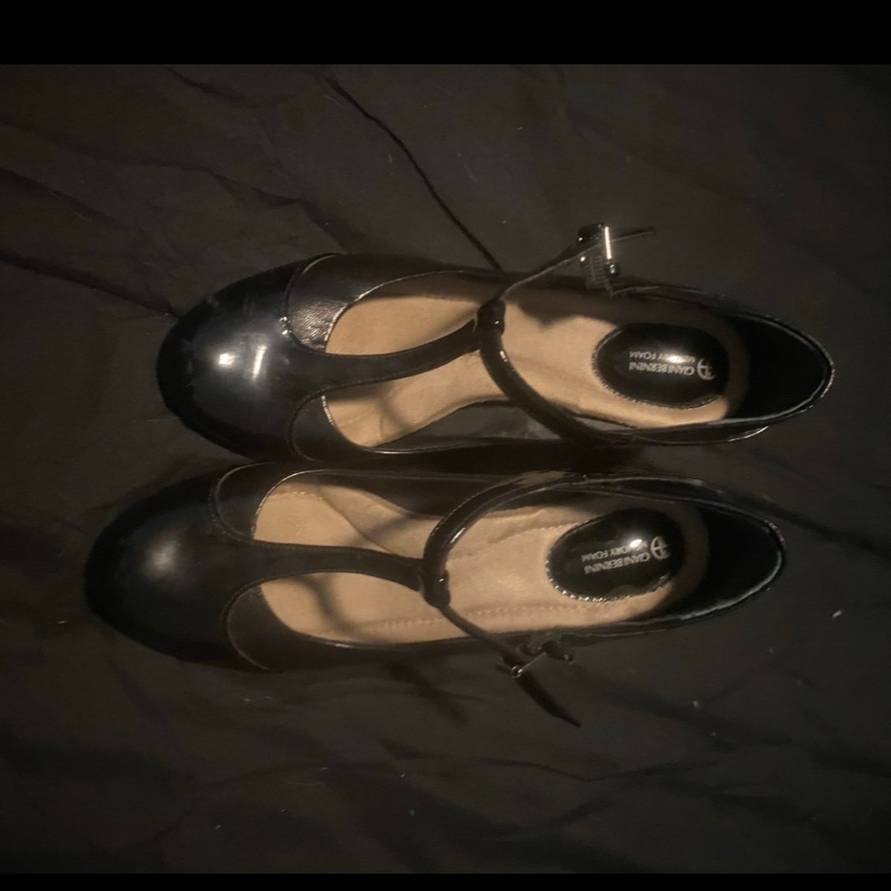 Giani Bernini Black Heels